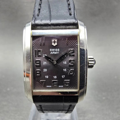 Victorinox Swiss Army Vivante Tank Watch Women 21mm Gray Dial Steel New BatteryL0