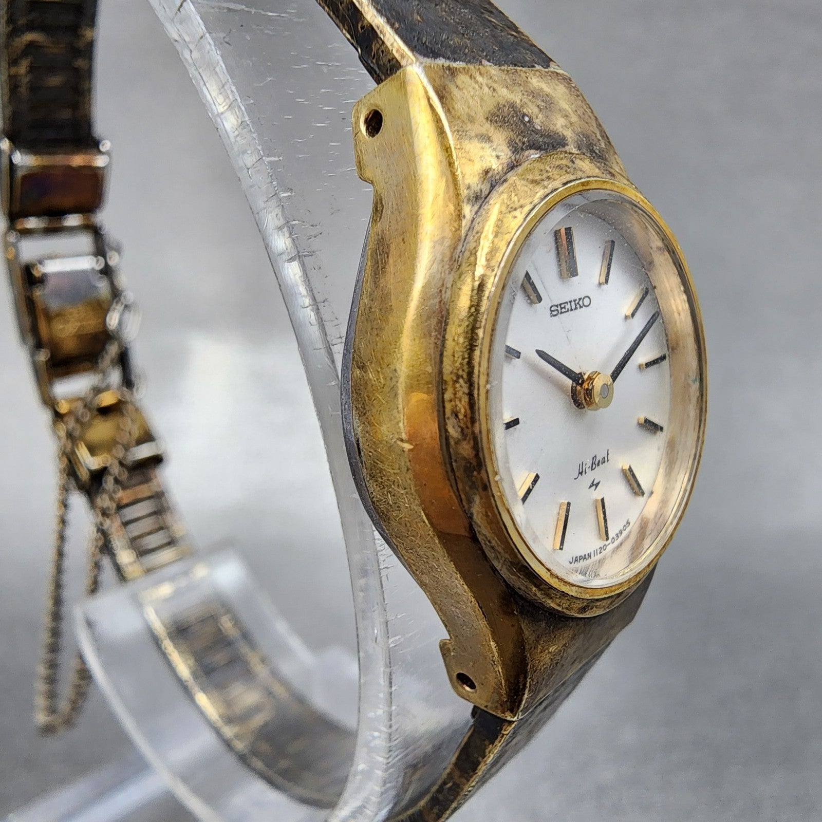 Seiko Watch Women 19mm White Dial Gold Tone Manual Round 11200120 Runs3