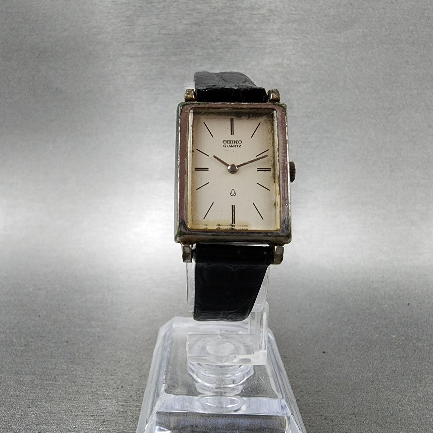 Seiko Tank Watch Women 19mm Silver Dial Silver Tone 165920 New Battery5