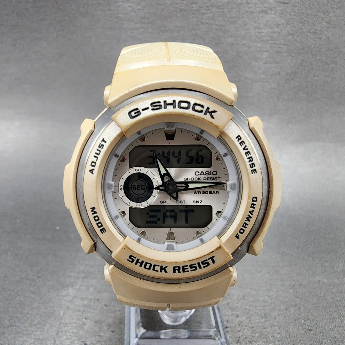 Casio GShock G300LV Watch Men 45mm White Analog Digital Alarm Chrono New Batt0
