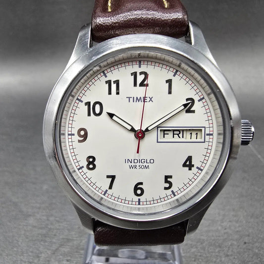 Timex Easy Reader Watch Men 36mm White Dial Silver Daydate Indiglo New Battery0