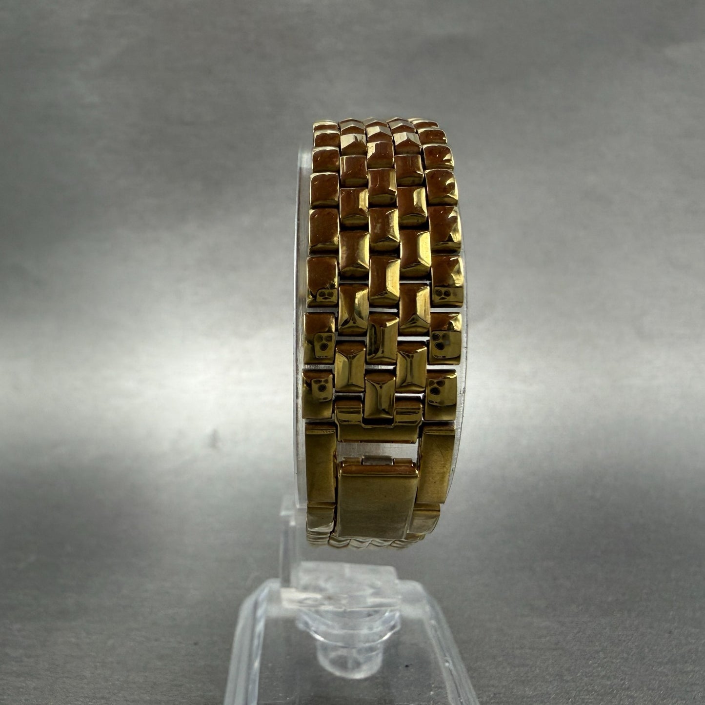 Citizen CQ Elegance Tank Watch Women 15mm Black Dial Gold Tone New Battery VTG7