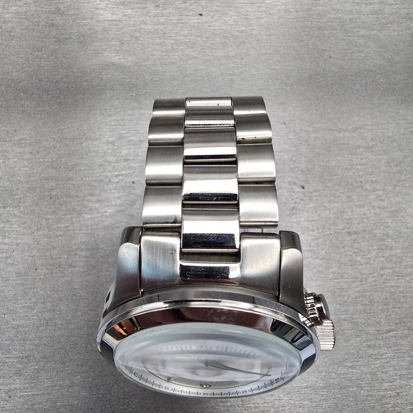 Michael Kors Runway Chrono Watch Men 45mm Silver Dial Silver Date MK8086 New Bat4