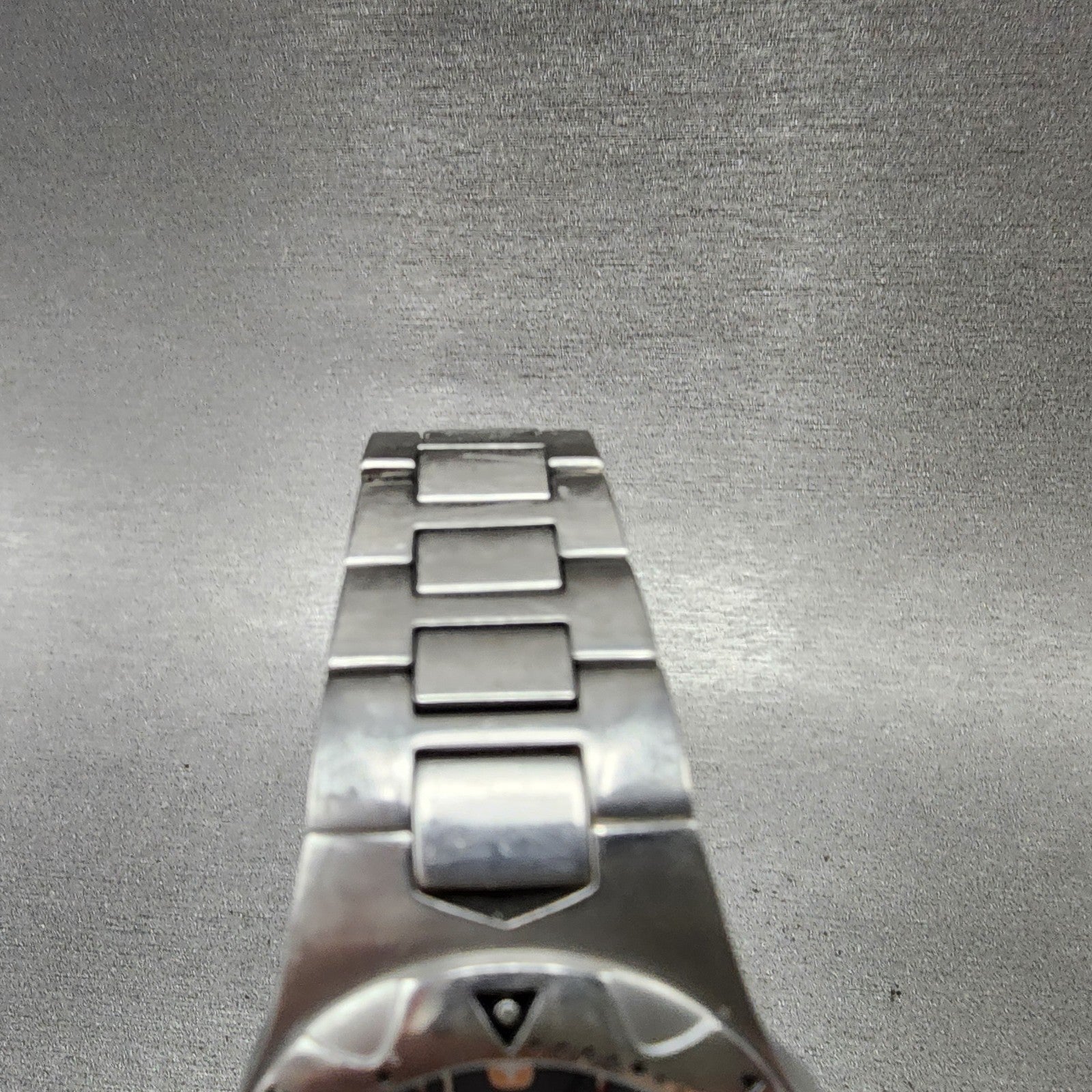 Swiss Military Dive Watch Women 31mm Blue Dial Silver Tone date Round New Batt4