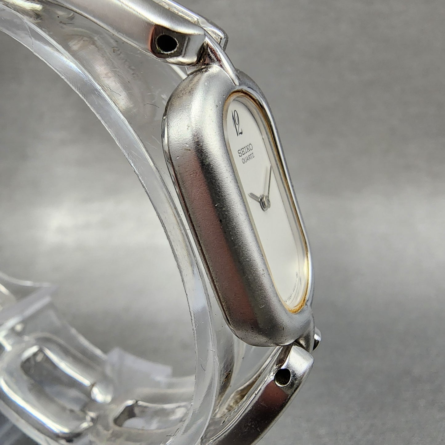 Seiko Tank Watch Women 17mm White Dial Silver Tone 73205330 New Battery3