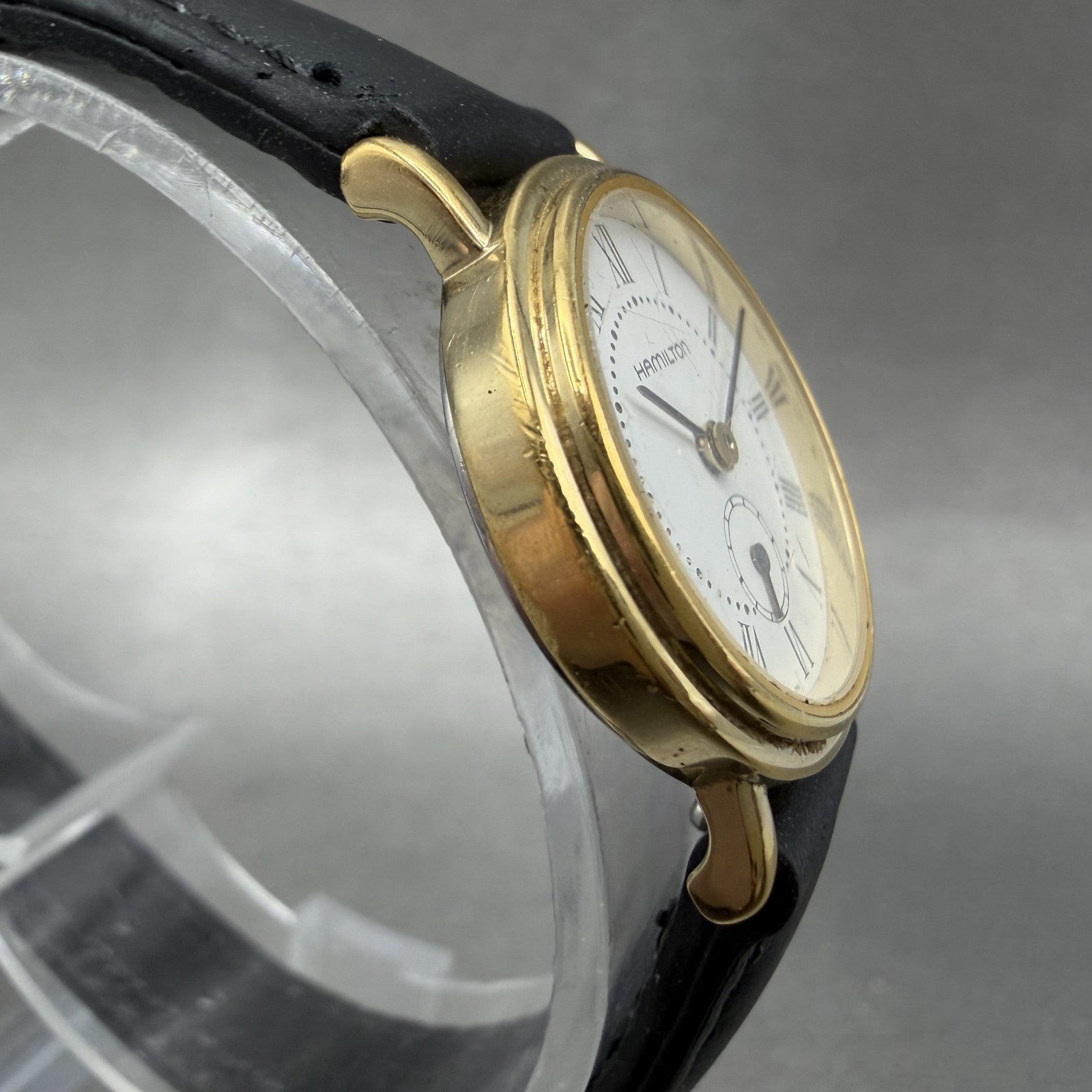Hamilton Watch Women 23mm White Dial Gold Tone Round 6208 New Battery3