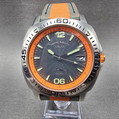 Tommy Bahama Relax Dive Watch Men 42mm Gray Dial Steel Date Round New Battery0