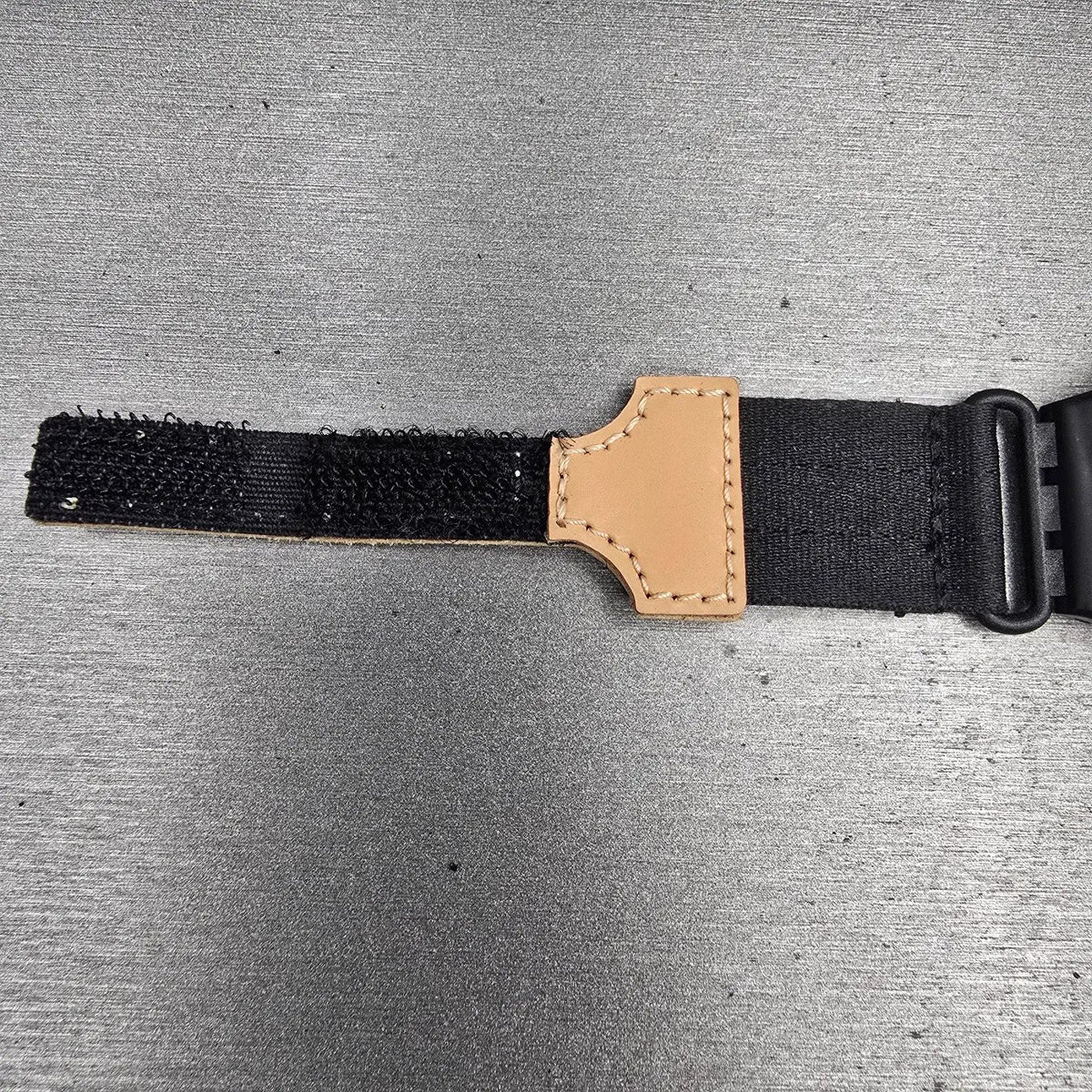 Swatch Seventy's Gold Watch Women 34mm Champagne Dial Black Tone GB747 New Batt9