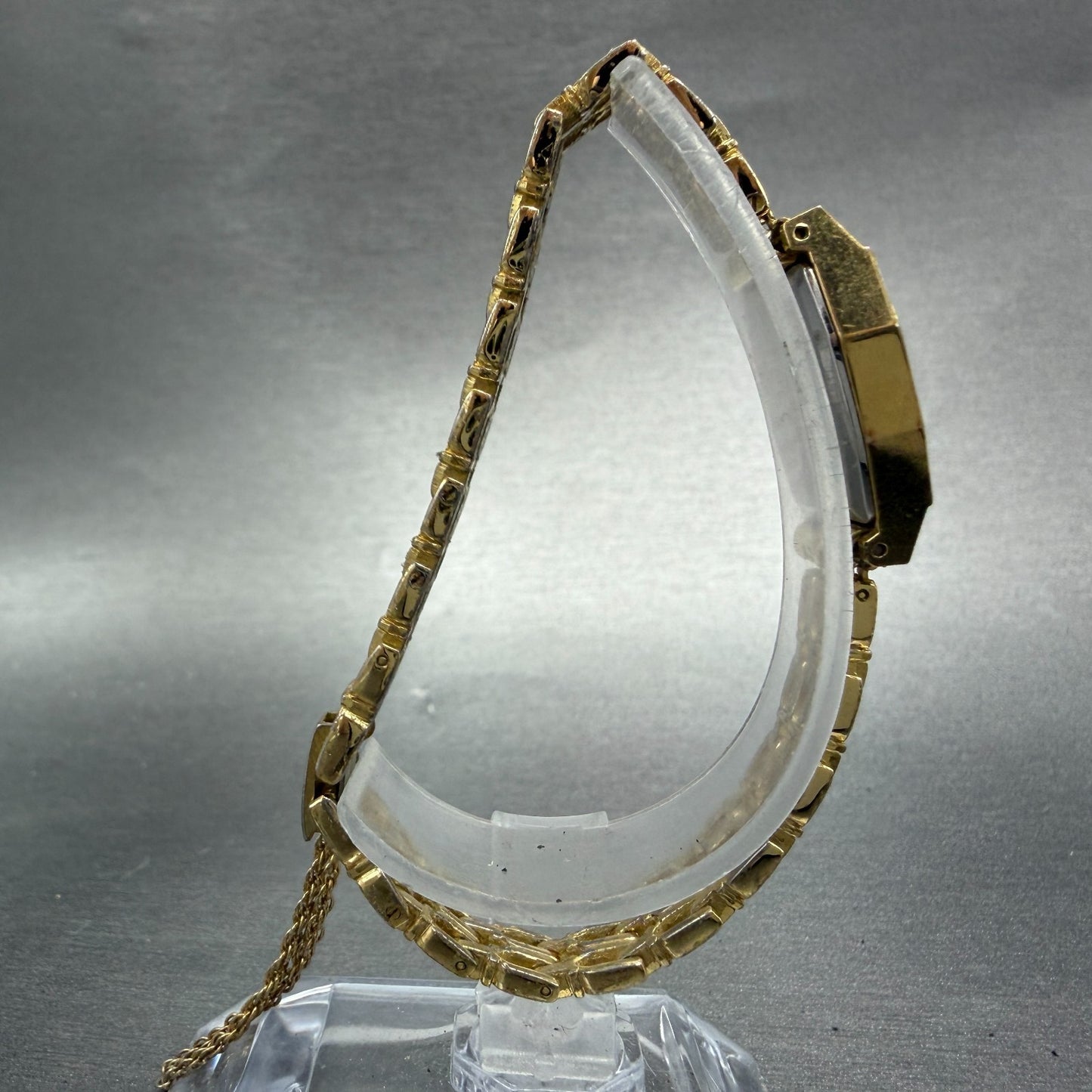 Seiko Watch Women 17mm Champagne Dial Gold Tone Octagon 1221-5540 New Battery8