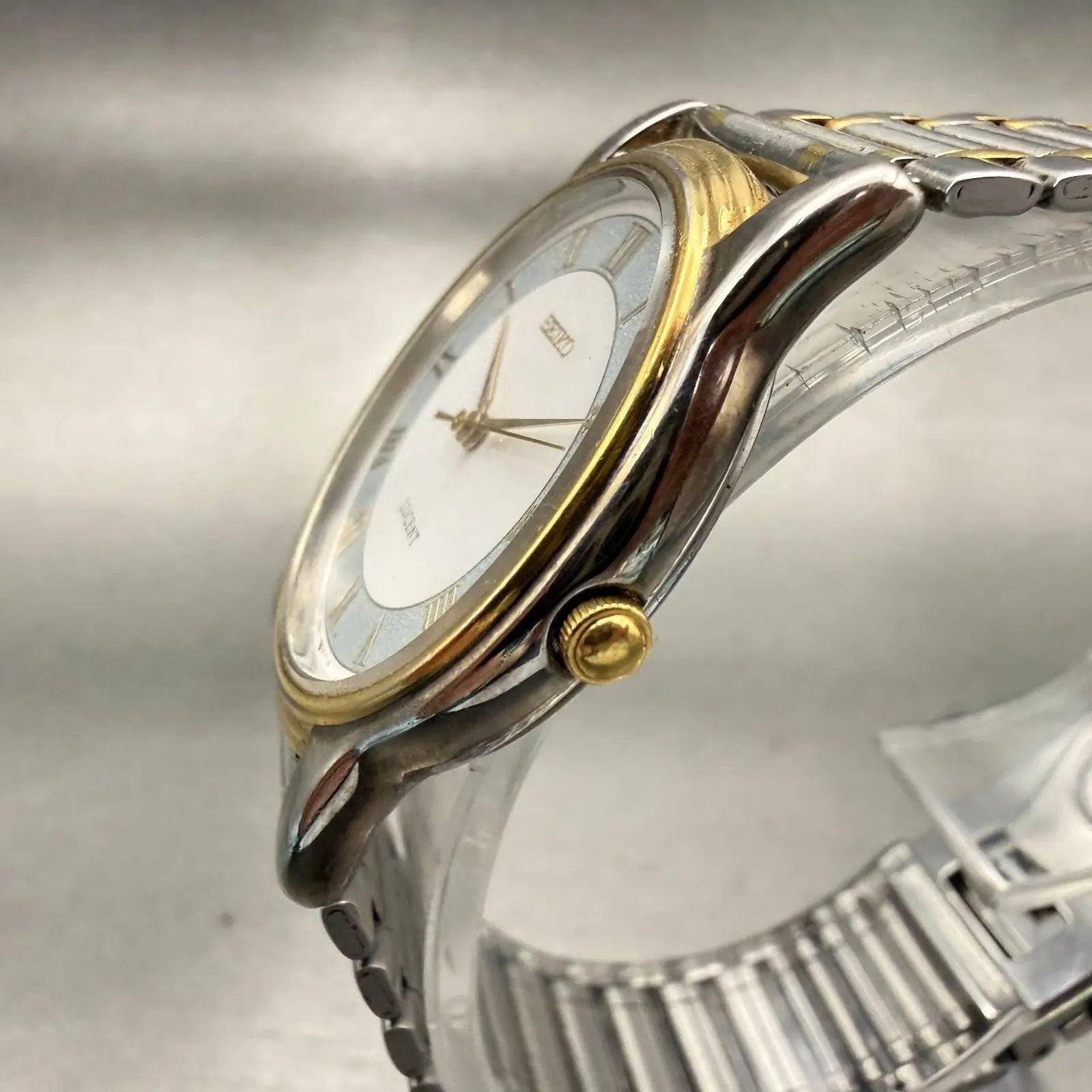 Seiko Lucent Watch Unisex 30mm White Dial Two Tone Round 5E21-6E00 New Battery2