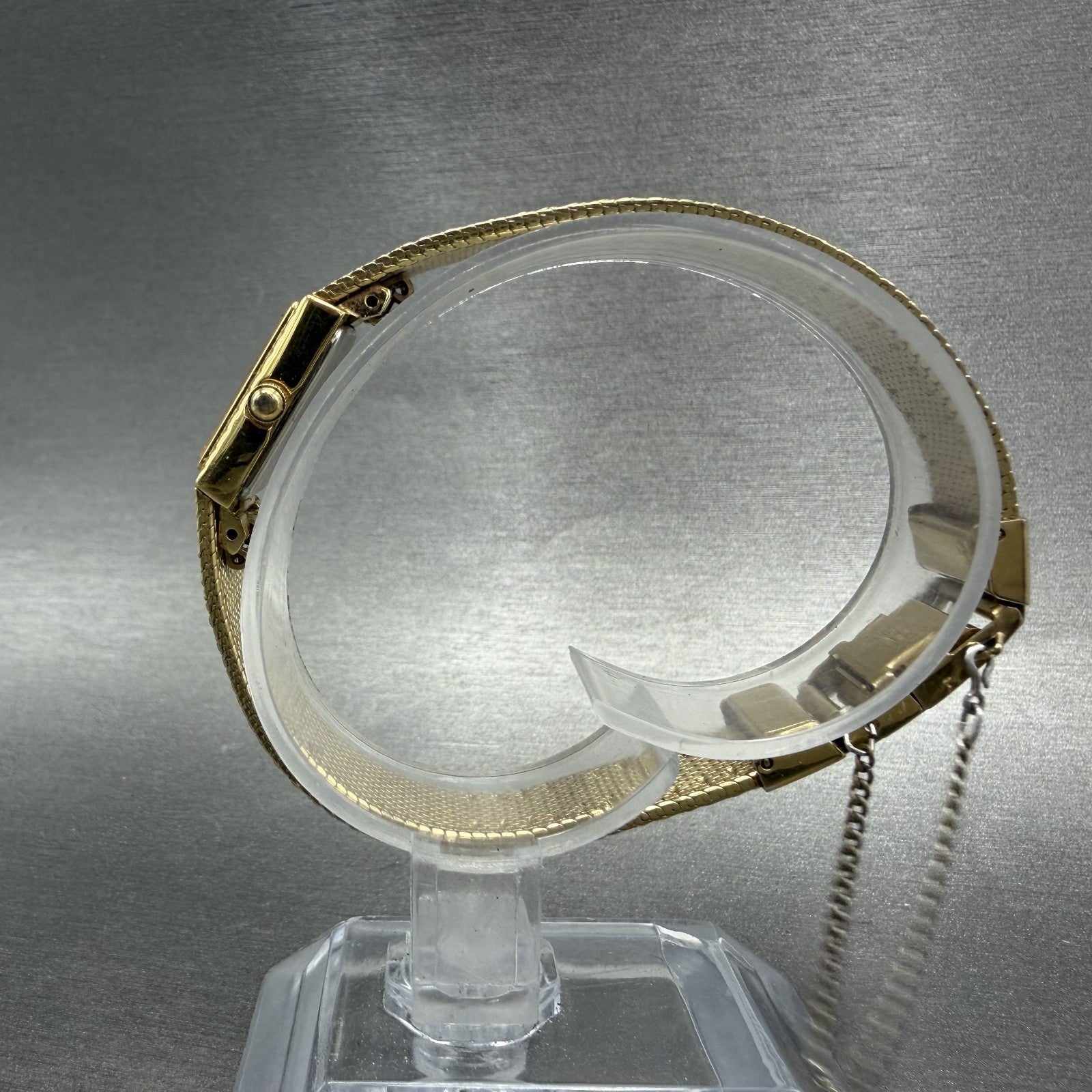 Seiko Tank Watch Women 14mm Gold Dial Gold Tone Rectangle 1F20-5A59 New Battery6