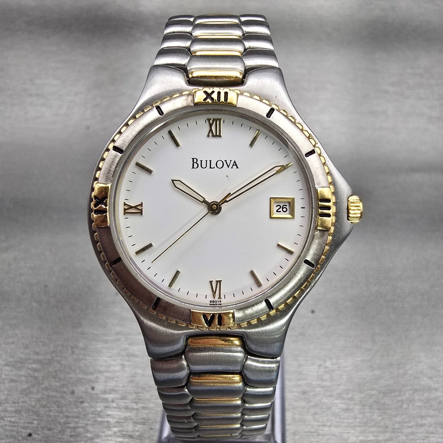 Bulova Watch Men 34mm White Dial Two Tone Date Round 98G14 New Battery0