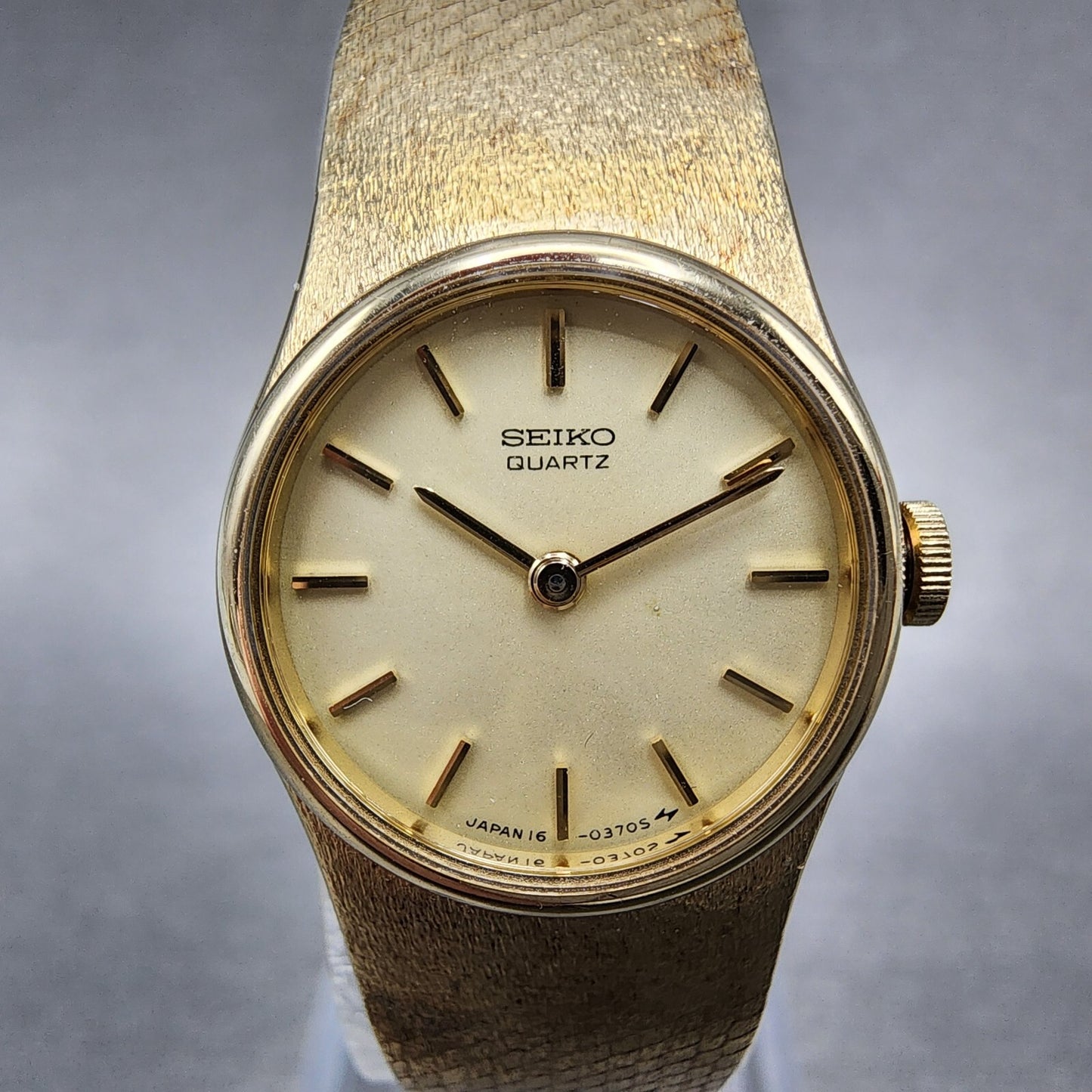 Seiko Watch Women 19mm Cream Dial Gold Tone Round 160079 New Battery VTG1
