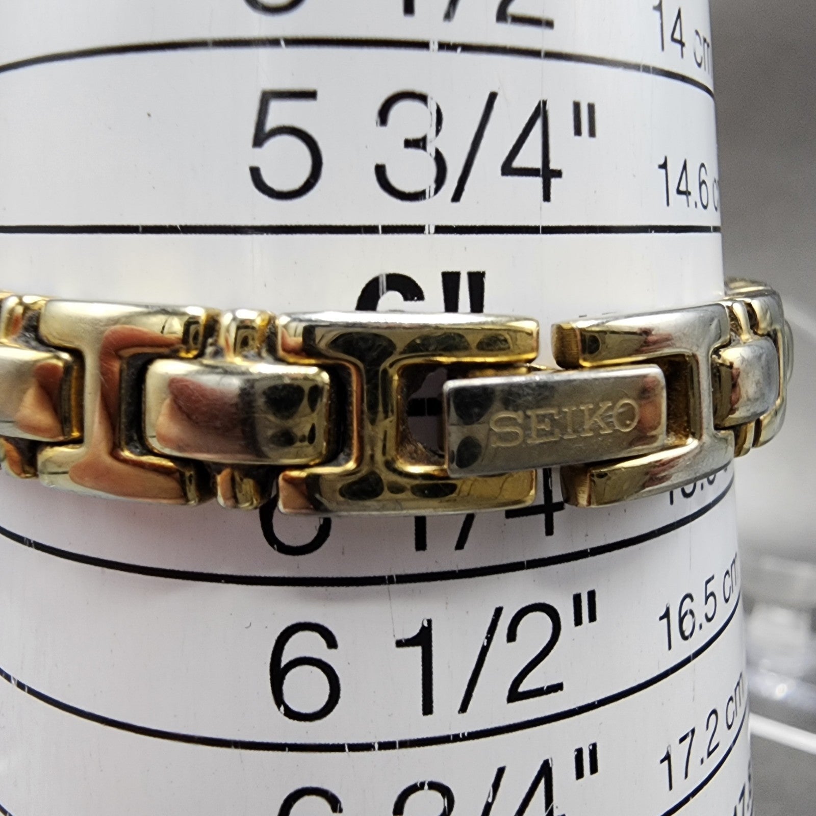 Seiko Watch Women 17mm Champagne Dial Gold Tone Oval 1N010CS0 New Battery10