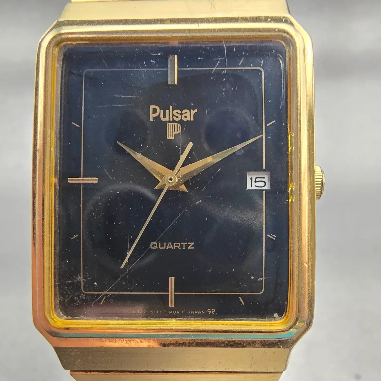 Seiko Pulsar Watch Men 27mm Black Dial Gold Tone Rectangle Date V322-5070 NewBat1