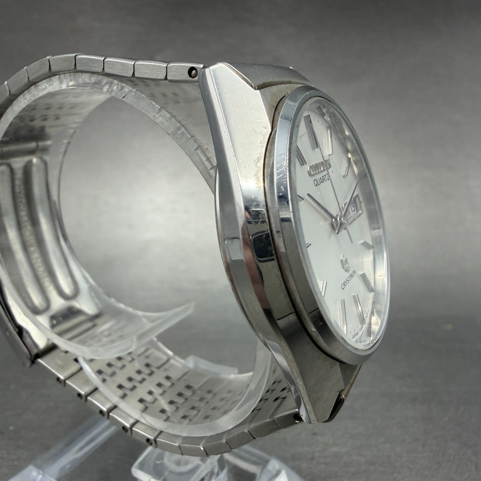 Citizen CQ Crystron Watch Men 35mm Silver Dial Steel Daydate 4-730364 NewBattery3