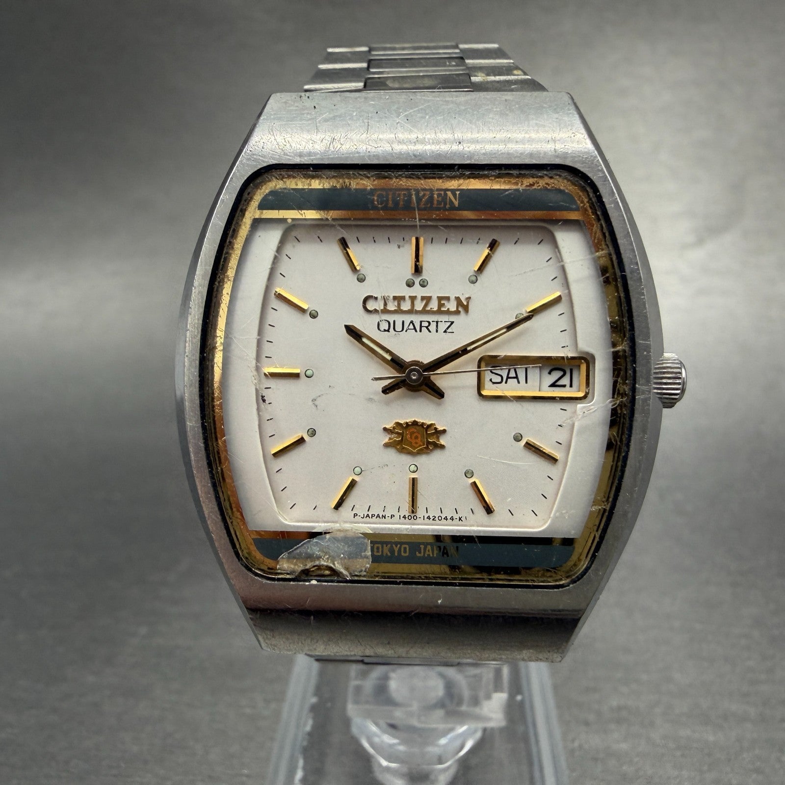 Citizen CQ Watch Men 34mm Silver Dial Two Tone Daydate 1400-140907 New Battery0