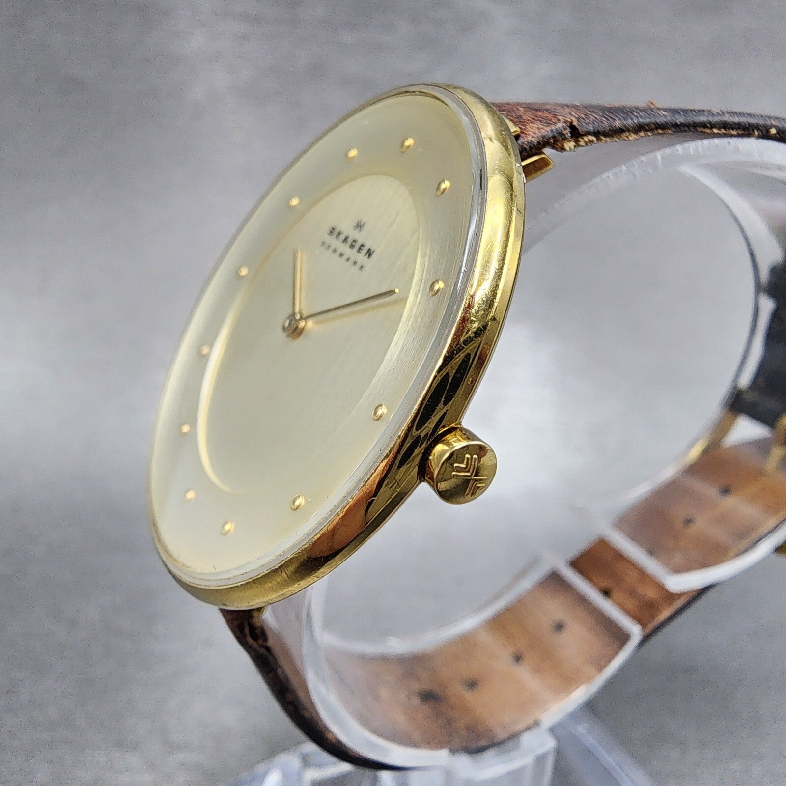 Skagen Gitte Watch Women 38mm Champagne Dial Gold Tone Round SKW2138 New Batt3