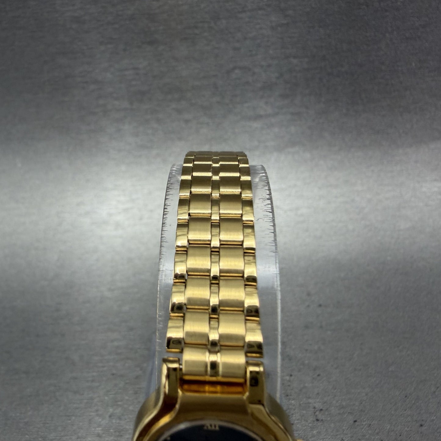 Seiko Watch Women  19mm Black Dial Gold Tone Round V4010099 New Batt NOS W/Box5