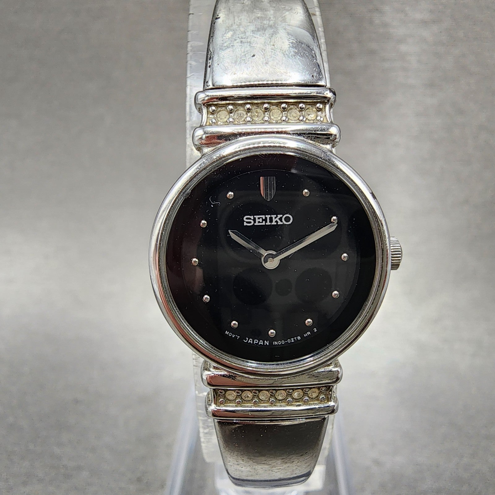 Seiko Watch Women 21mm Black Dial Silver Tone Round 1N000SC0 New Battery0