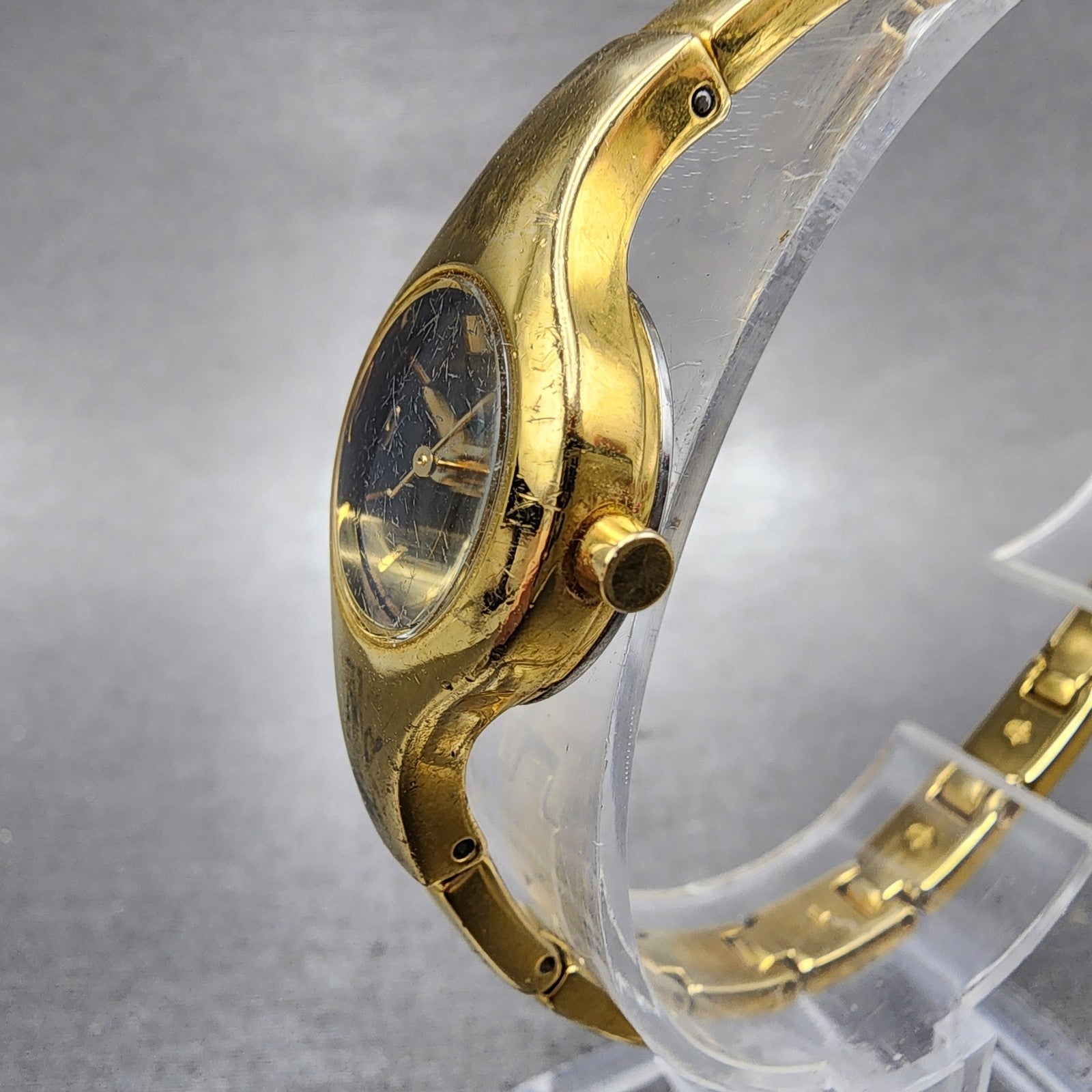 Citizen Watch Women 20mm Black Dial Gold Tone Round 5930S99230 New Battery2