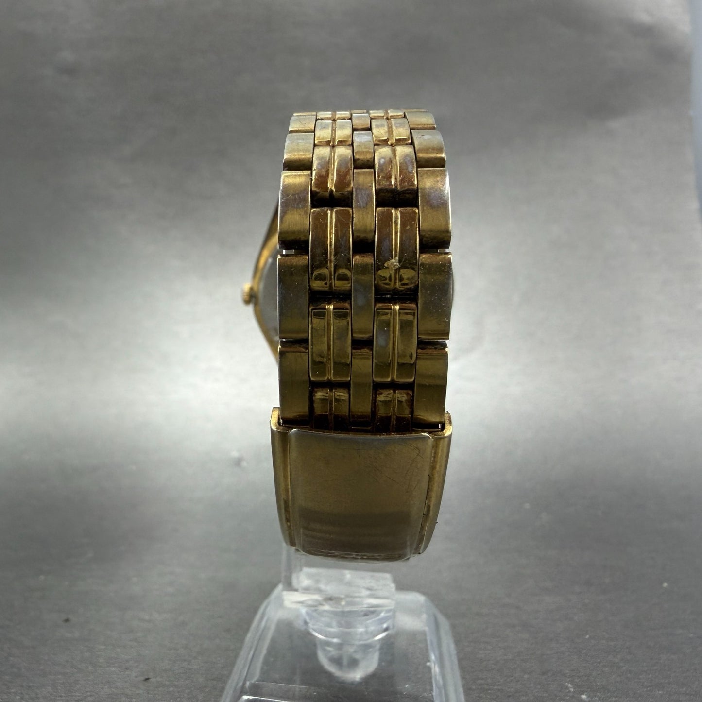Seiko Sports 50 Watch Men 37mm Silver Dial Gold Tone Date 7N42-8079 New Battery77