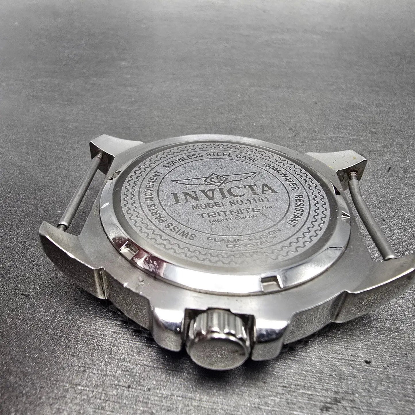 Invicta Dive Watch Men 48mm White Dial Silver Tone Round 1101 New Battery9