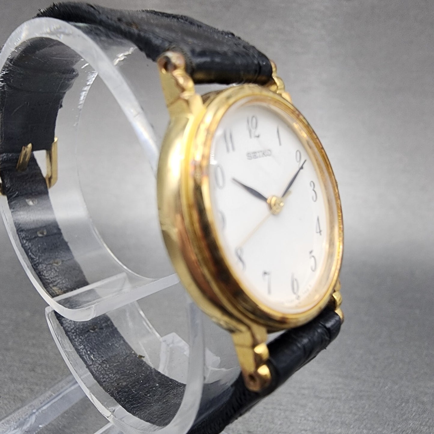 Seiko Watch Women 22mm White Dial Gold Tone Oval Leather 73216070 New Battery3