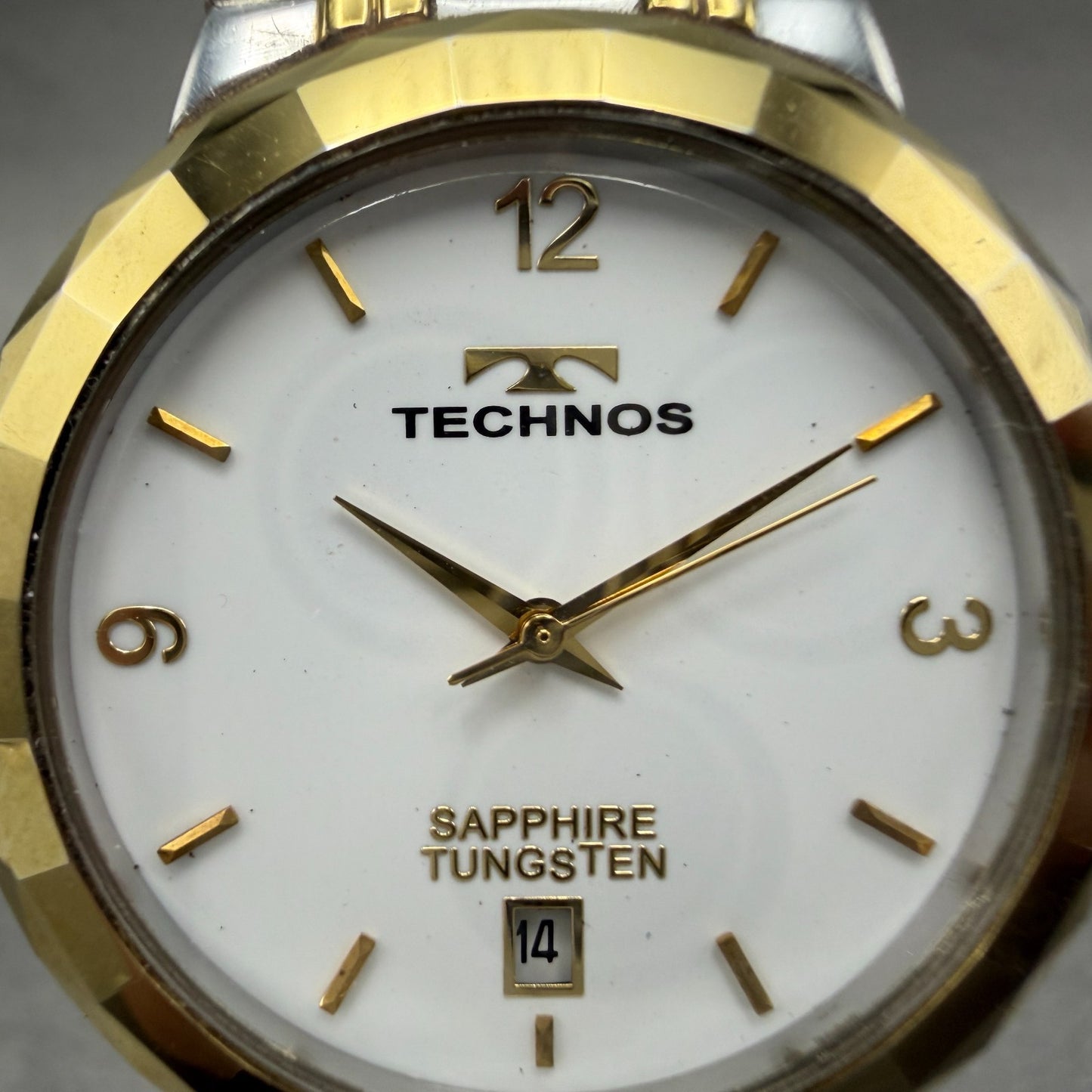 Technos Watch Men 35mm White Dial Two Tone Date Round T9158 New Battery1