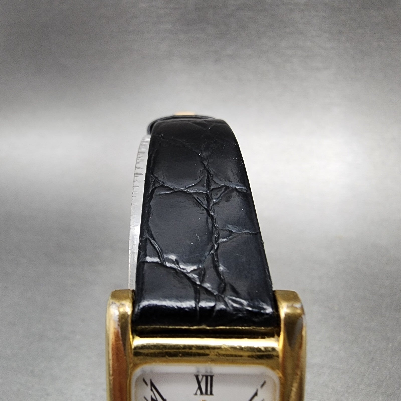 Movado Tank Watch Women 20mm White Dial Gold Tone Rectangle 87.66.455 New Batt4