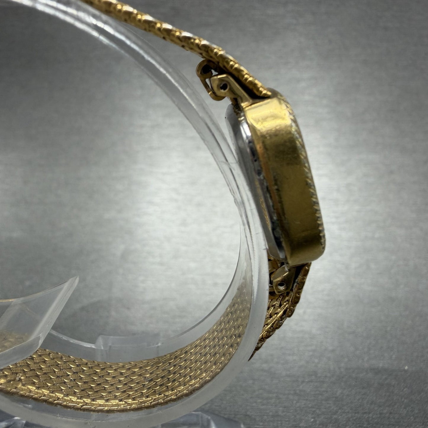 Seiko Watch Women 19mm Champagne Dial Gold Tone Rectangle 1421-5860 New Battery3