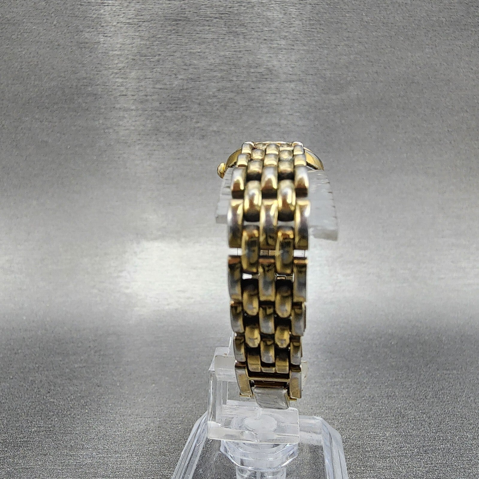 Seiko Watch Women 19mm White Dial Gold Tone Round 1N000C49 New Battery8