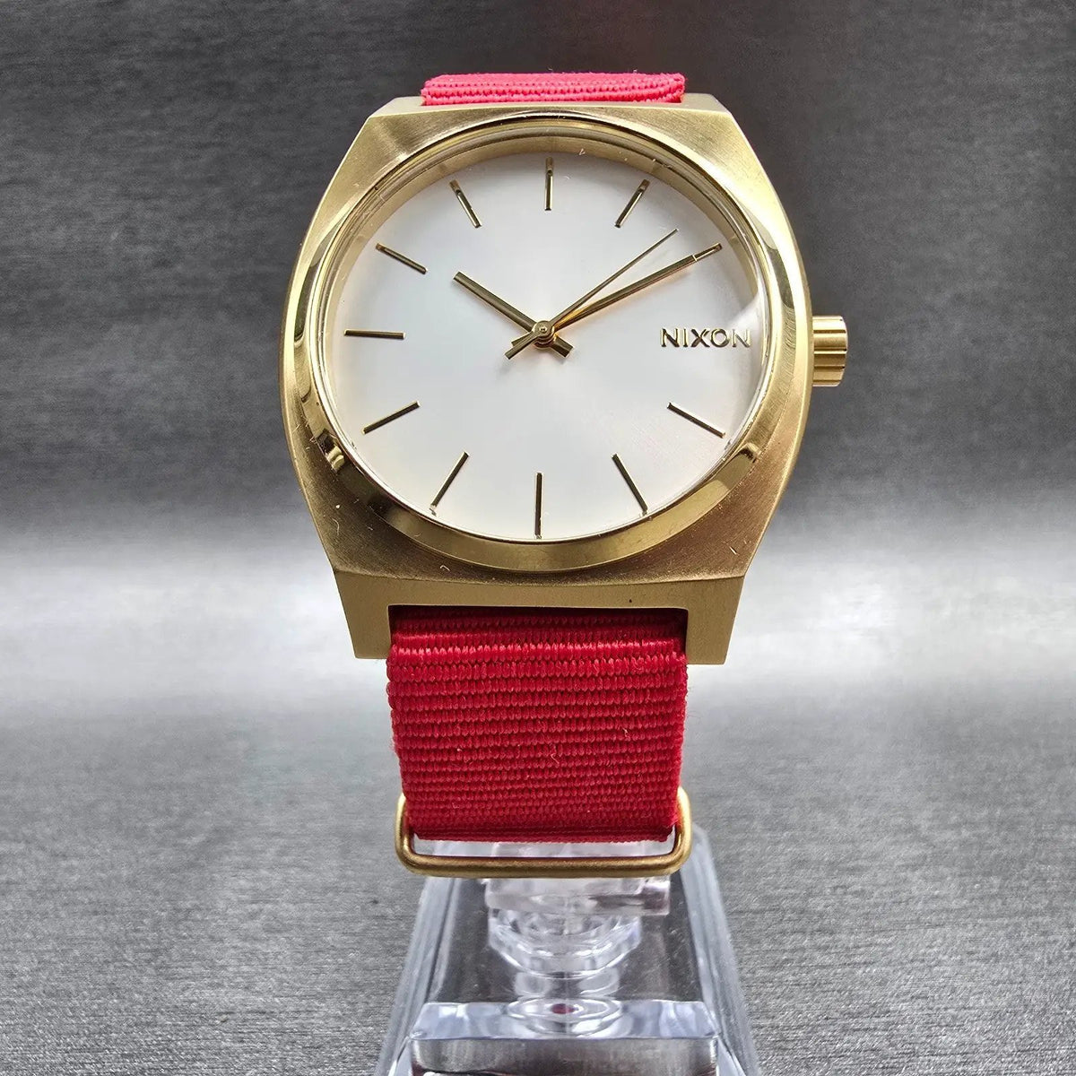 Nixon The Time Teller Watch Men 37mm White Dial Gold Tone Round New Battery CD5