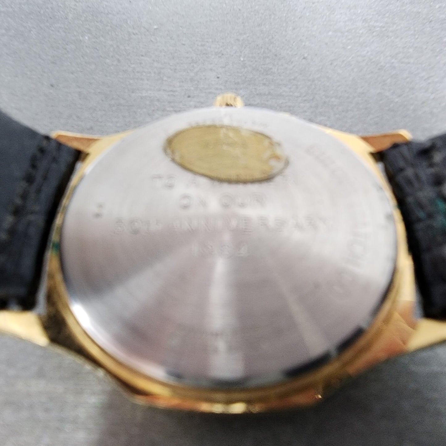 Bulova Accutron Watch Men 31mm Gold Dial Gold Tone Date Round  New Battery9