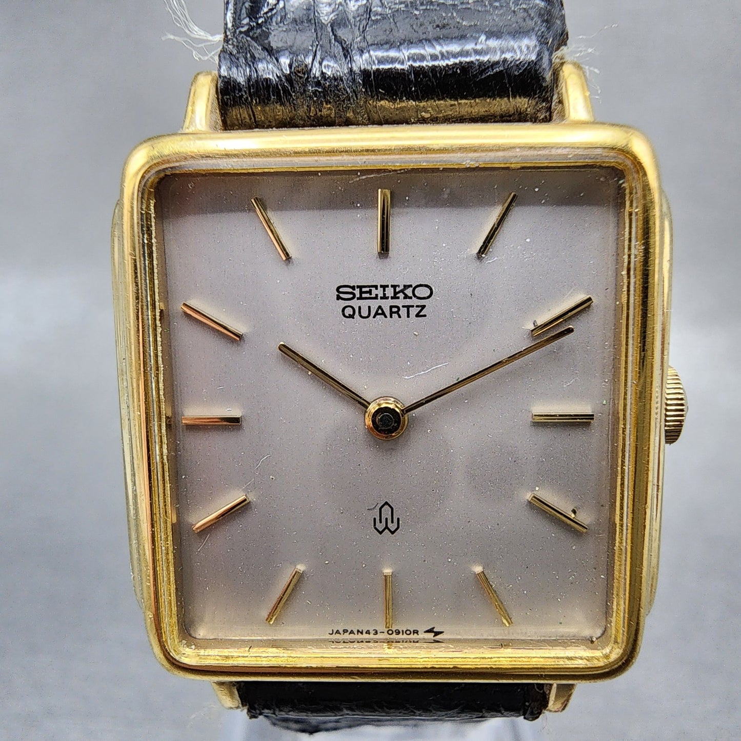 Seiko Watch Women 24mm Gray Dial Gold Tone Rectangle 433350 New Battery1