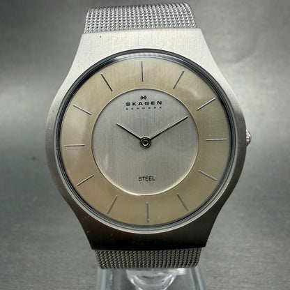 Skagen Watch Men 34mm Silver Dial Silver Tone Round Mesh Band 233LSS New Battery0