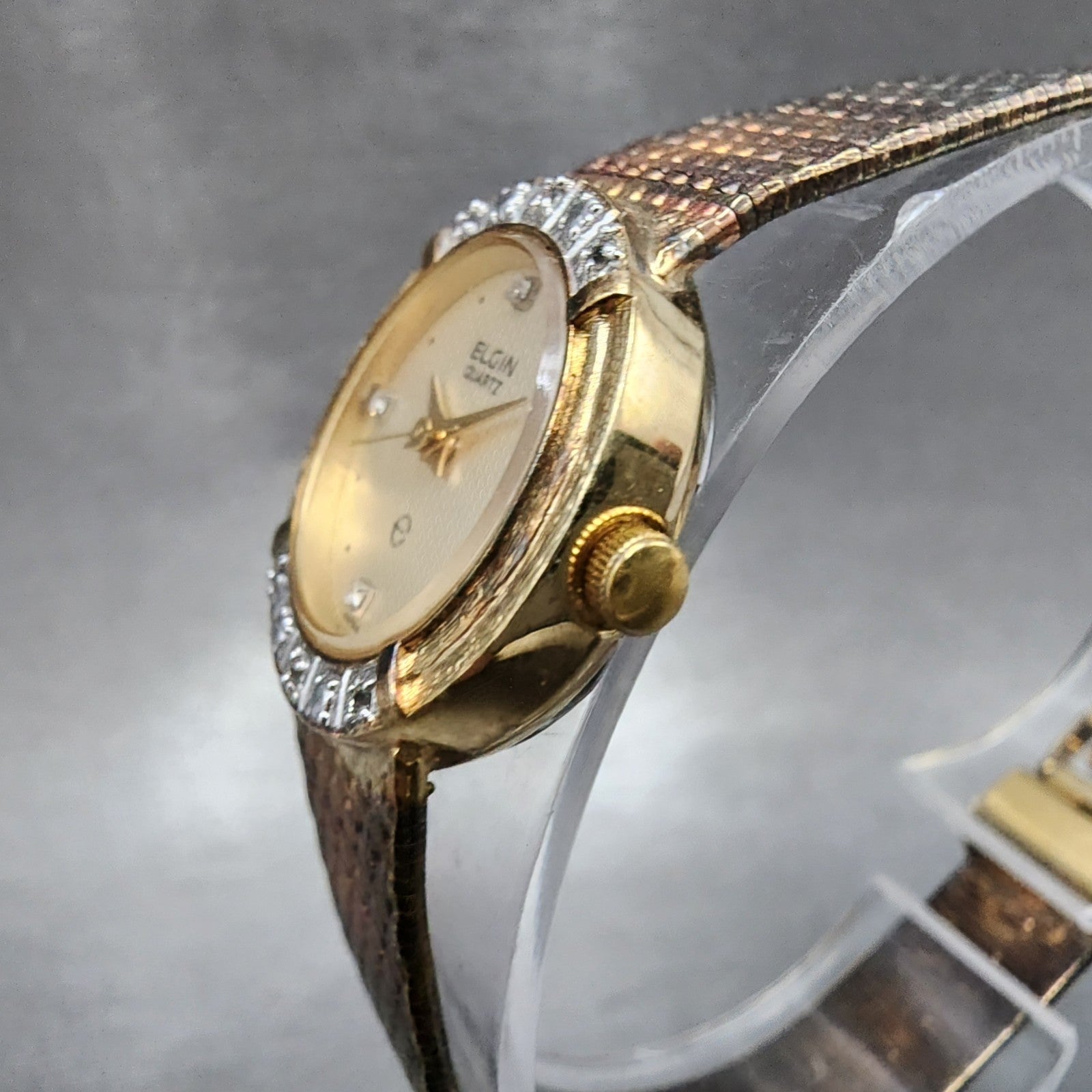 Elgin Watch Women 21mm Champagne Dial Gold Tone Round Diamond bezel New Battery2