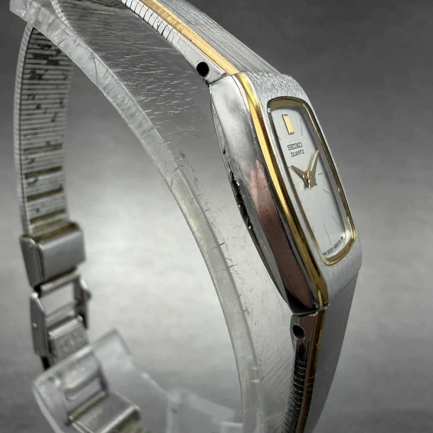 Seiko Tank Watch Women 13mm Silver Dial two Tone Rectangle 2e20-5139 New Battery3