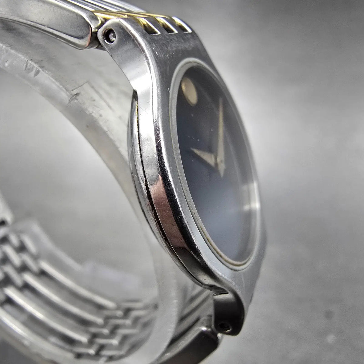 Movado Esperanza Watch Women 23mm Black Dial Two Tone 84.25.811 New Battery5