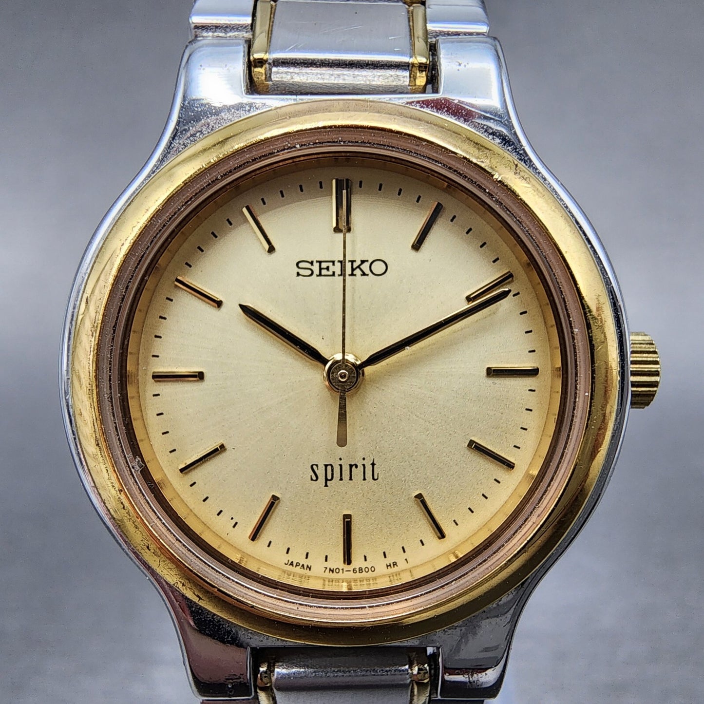 Seiko Spirit Watch Women 25mm Champagne Dial Two Tone Round 7N016A80 New Batt1