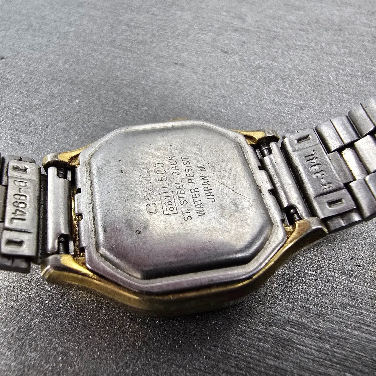 Casio L500 Watch Women 23mm Digital LCD Gold Tone Octagon Date Month New Battery9