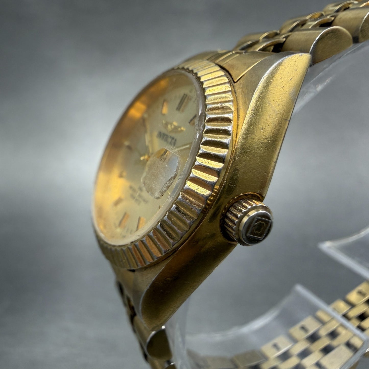 Invicta Watch Women 26mm Gold Dial Gold Tone Date Round New battery ABCD2