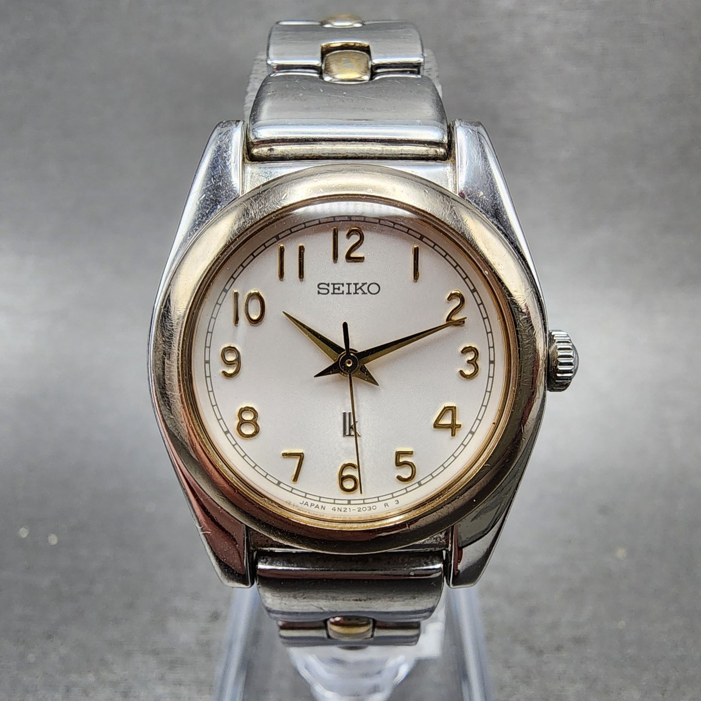 Seiko Lukia Watch Women 26mm White Dial Two Tone Round 4N210980 New Battery0