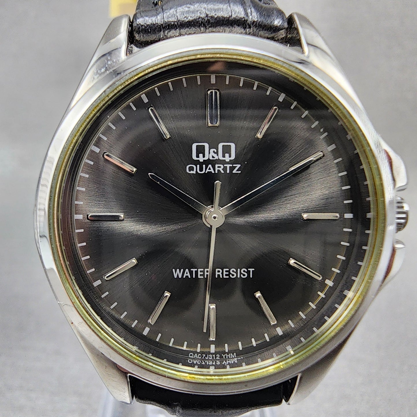 Citizen Q&Q Watch Women 30mm Gray Dial Silver Tone Round New Battery1