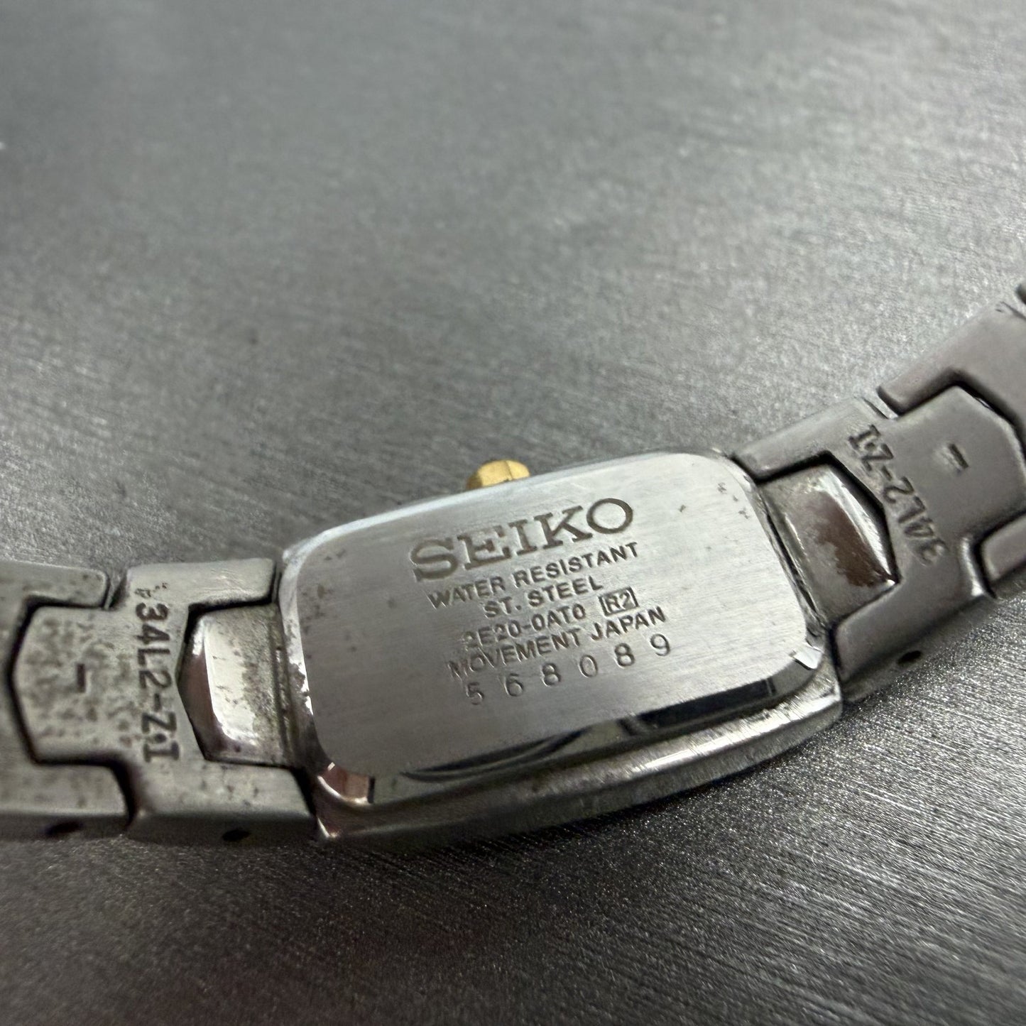 Seiko Watch Women 14mm Silver Dial Two Tone Rectangle 2e20-0at0 New Battery JUHO9