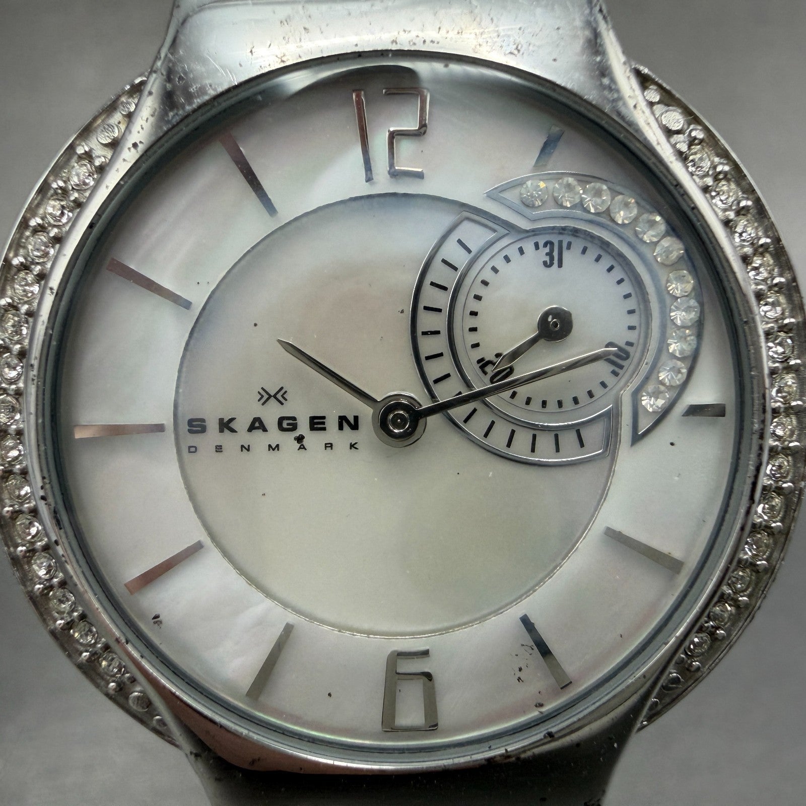 Skagen Watch Women 32mm MOP Dial Steel Small Seconds Round 810SSS New Batt1
