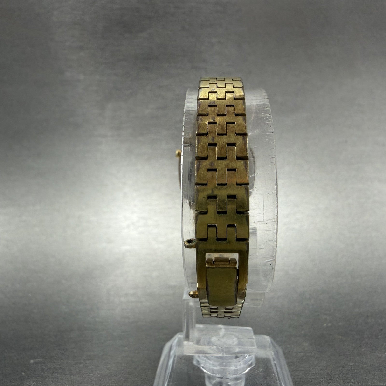 Seiko Digital Watch Women 23mm Gold Tone Month Date L012-4009 New Battery7