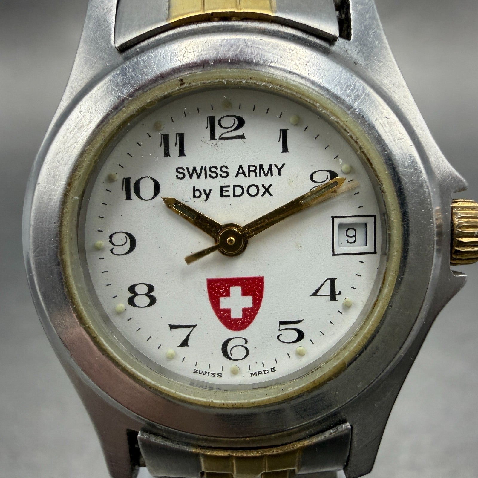 Edox Swiss Army Watch Women 24mm White Dial Two Tone Date Round New Battery1