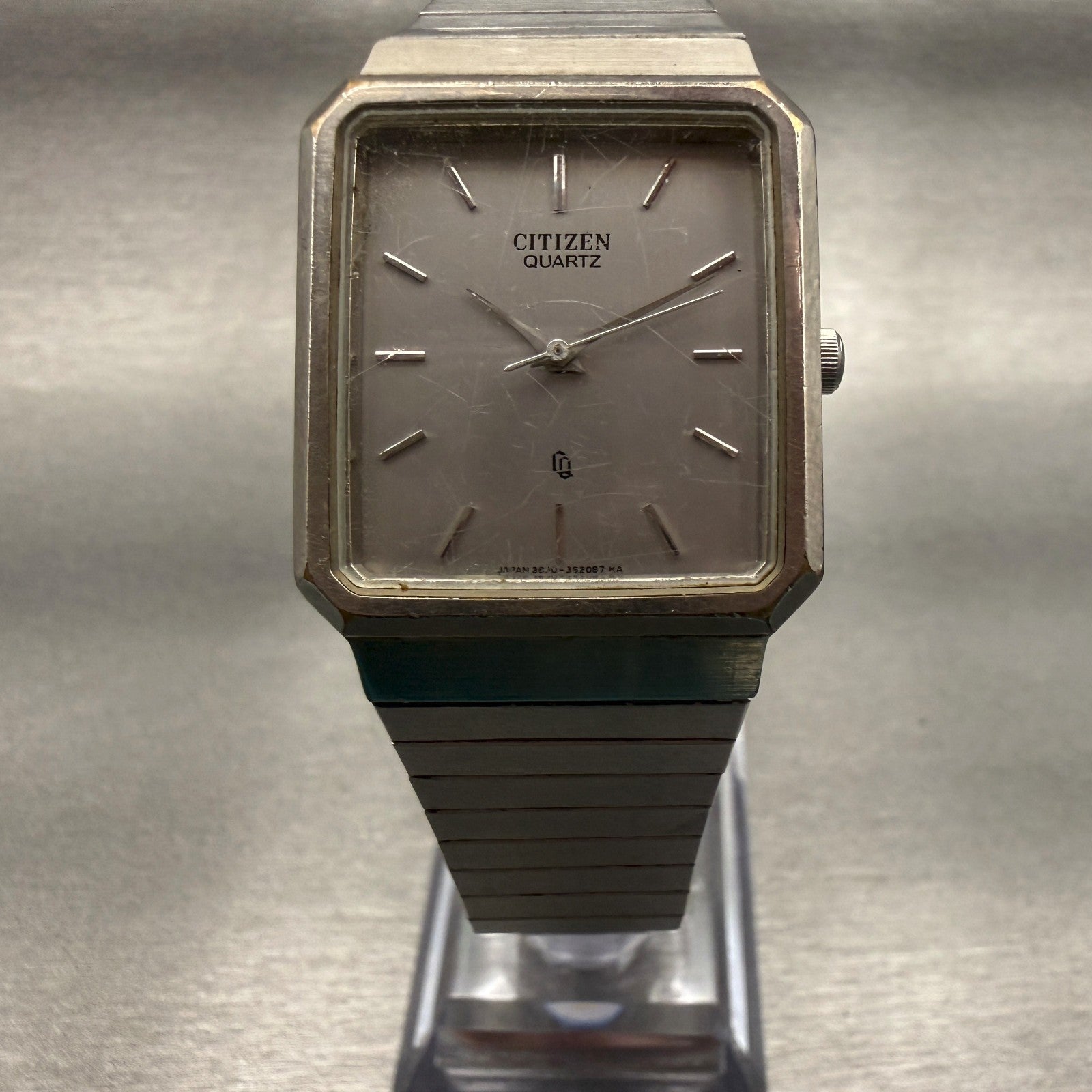Citizen CQ Watch Men 27mm Silver Dial Silver Tone Rectangle 3630-361300 New Batt5