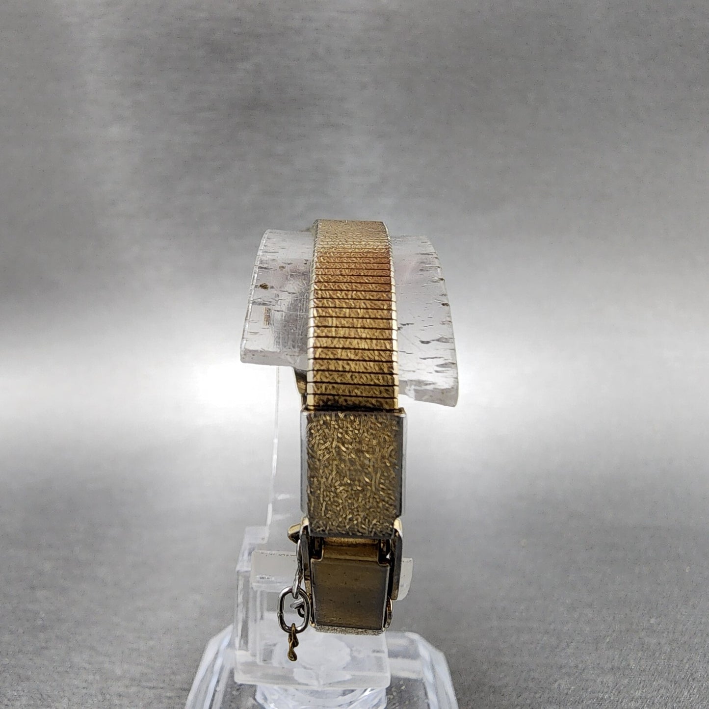 Seiko Watch Women 16mm Gold Dial Gold Tone Round 14000909 New Battery7